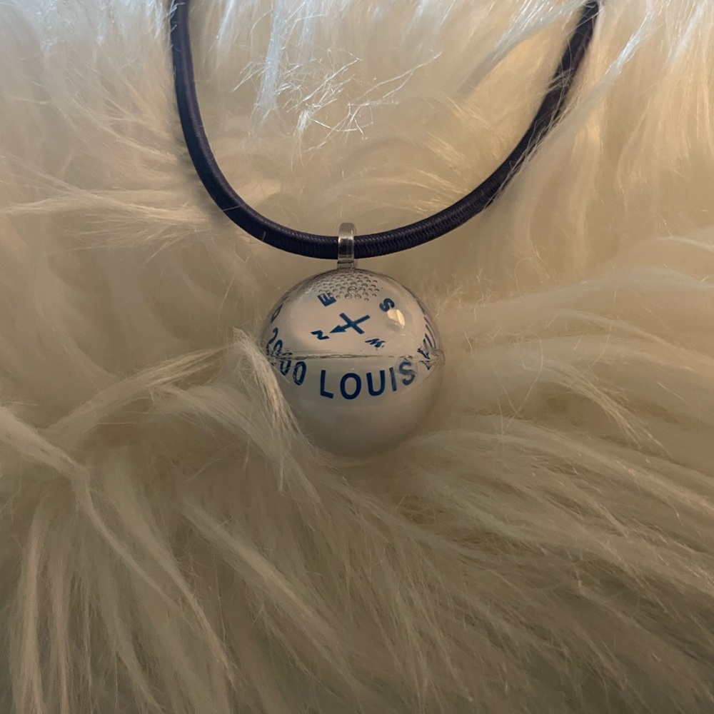 Authentic Louis Vuitton 2000 Cup compass necklace
